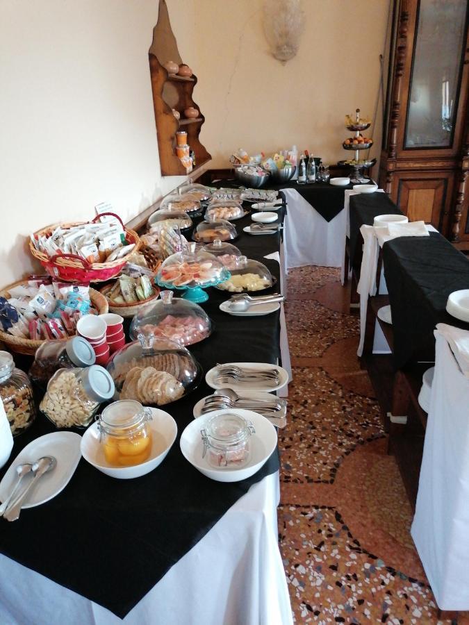 Hotel Antico Borgo Riolo Terme Eksteriør billede