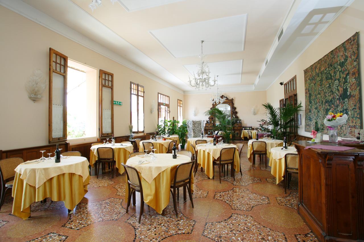 Hotel Antico Borgo Riolo Terme Eksteriør billede